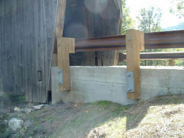 Moxley Bridge. Photo by John Weaver September 2, 2005